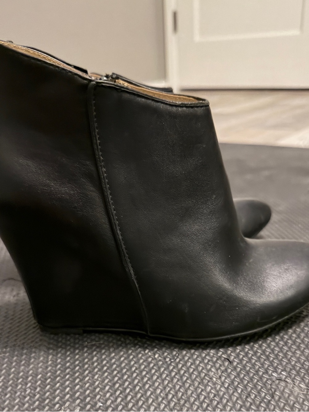 Chinese Laundry Black Wedge Ankle Boot